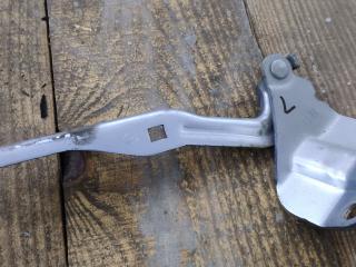 петля капота левая Mazda 6 2 поколение [рестайлинг] 2011, 2.2 л., R2AA, дизель, 6МКПП, хетчбэк 5 дв., передний привод, правый руль