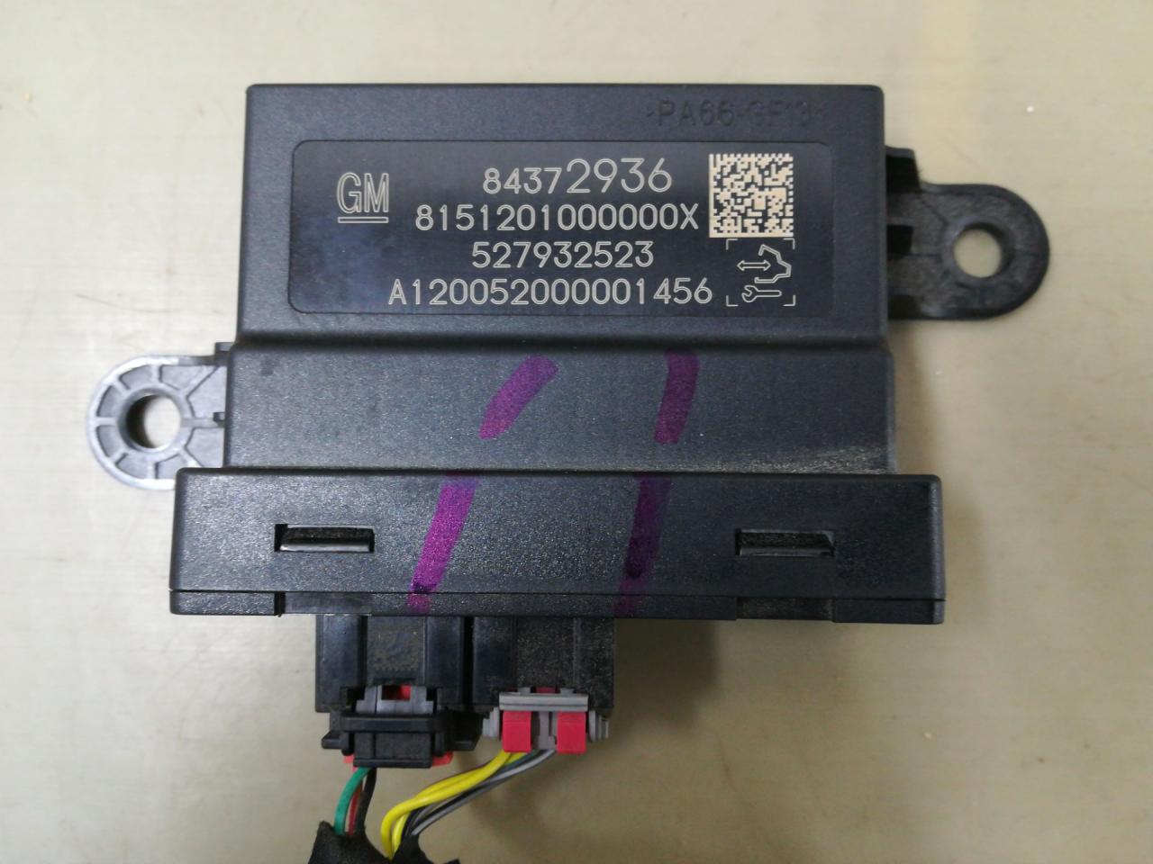 блок управления парктрониками GMC Terrain 2 поколение 2020, 1.5 л., бензин, АКПП, темно-серый, внедорожник 5 дв., полный привод, 84372936 - фото №1