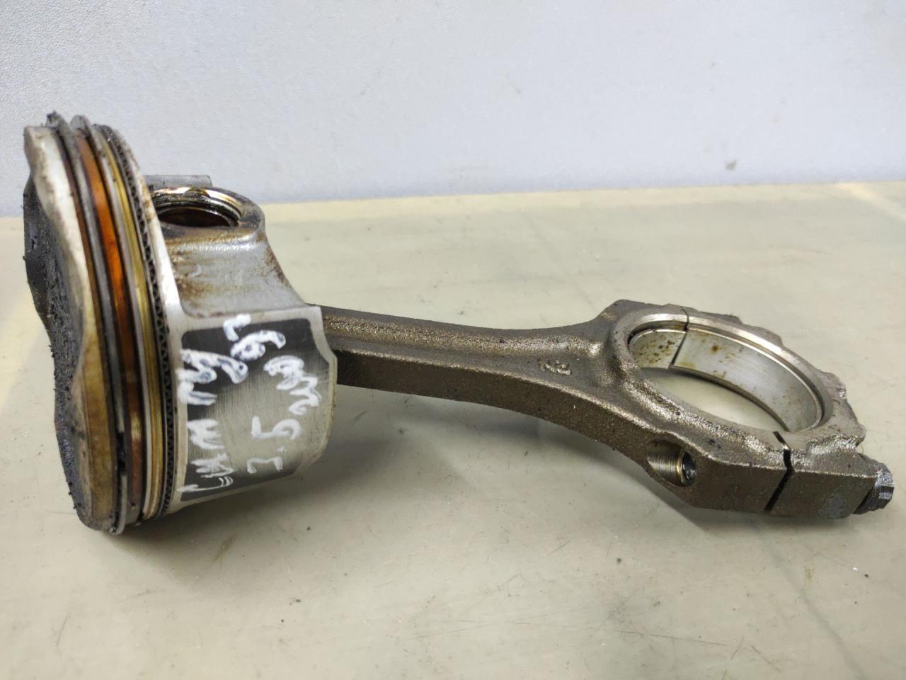 поршень Toyota Camry 7 поколение XV40 (2006 - 2009), 3.5 л., бензин - фото №1