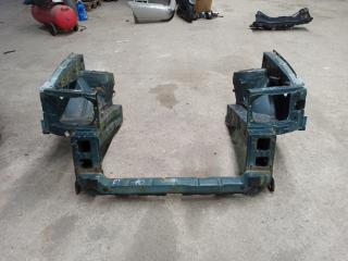 передняя панель крепления облицовки (телевизор) Hyundai Trajet 1 поколение 2004