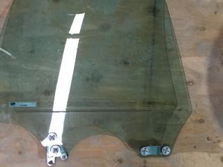 стекло двери задней правой Subaru Forester 2 поколение (SG) [рестайлинг] 2006, 2.5 л., EJ251, бензин, МКПП, серебристый, правый руль