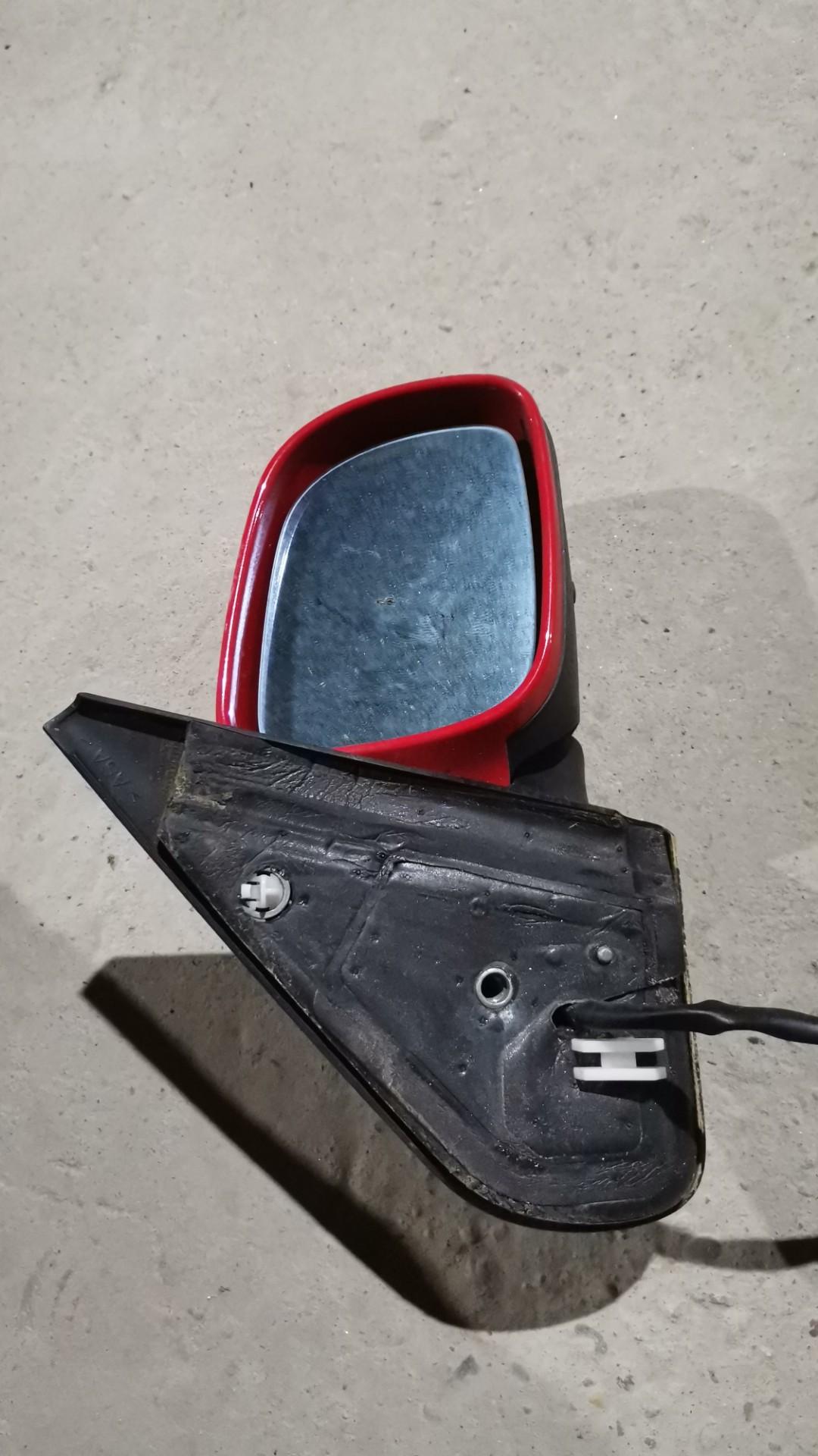 зеркало наружное правое Volkswagen Golf 4 поколение 2000 - фото №1