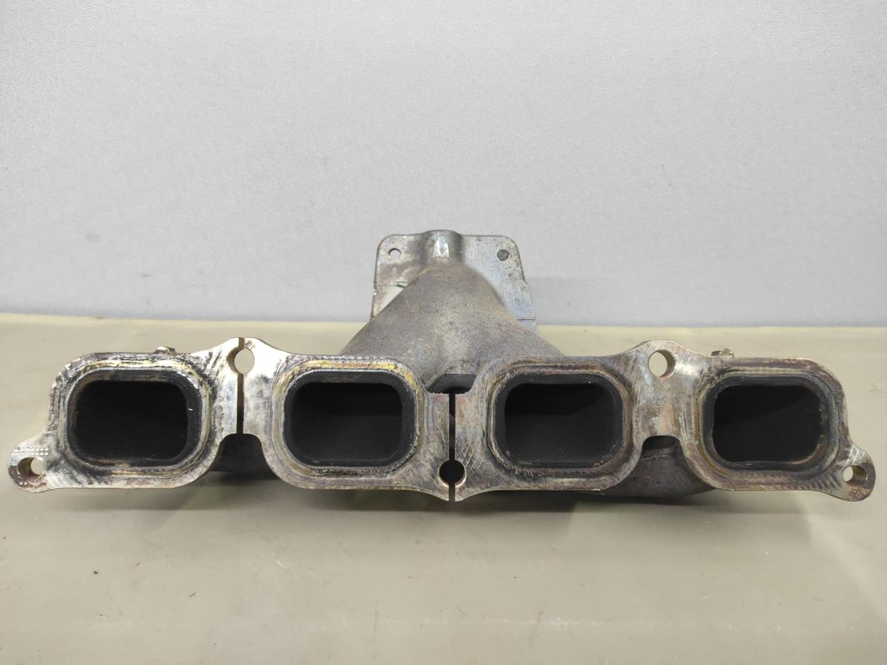 коллектор выпускной GMC Terrain 2 поколение 2020, 2.0 л., бензин, АКПП, темно-серый (графит), передний привод - фото №1