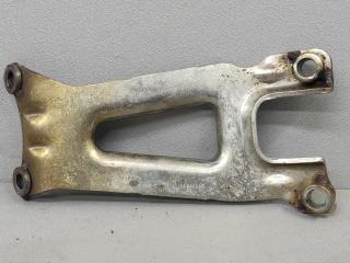 Кронштейн (крепление) выпускного коллектора GMC Terrain 2 поколение 2020, 2.0 л., бензин, АКПП, темно-серый (графит), передний привод