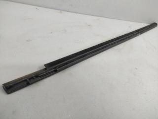 Уплотнитель стекла Suzuki Vitara 2 поколение 2015, 1.6 л., M16A, бензин, АКПП, черный, внедорожник 5 дв., передний привод, правый руль