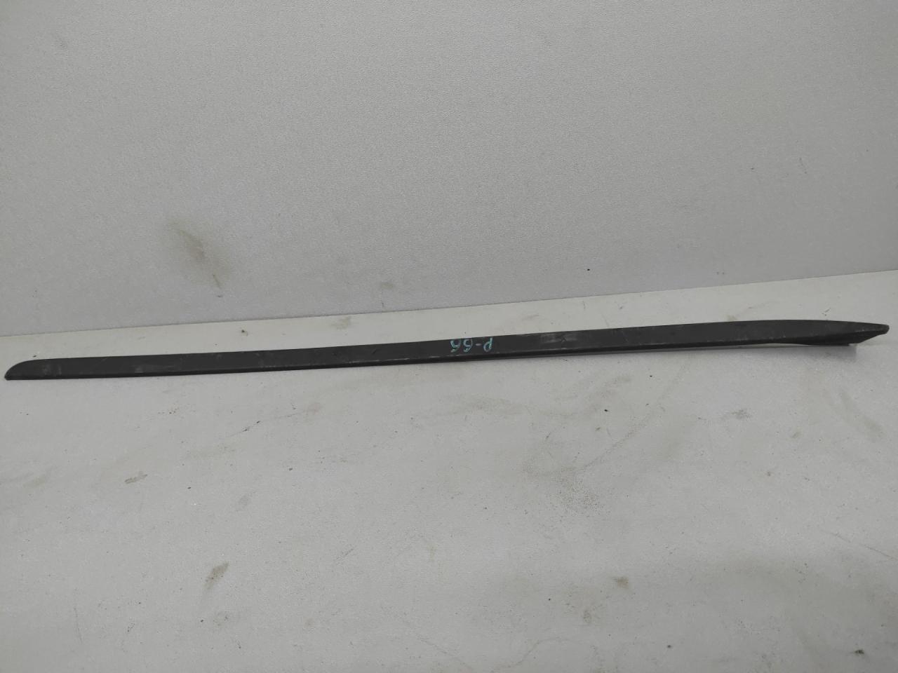 молдинг лобового стекла Volkswagen Jetta 7 поколение 2019, 1.4 л., бензин, АКПП, серый, седан, передний привод, 17A854327 - фото №1