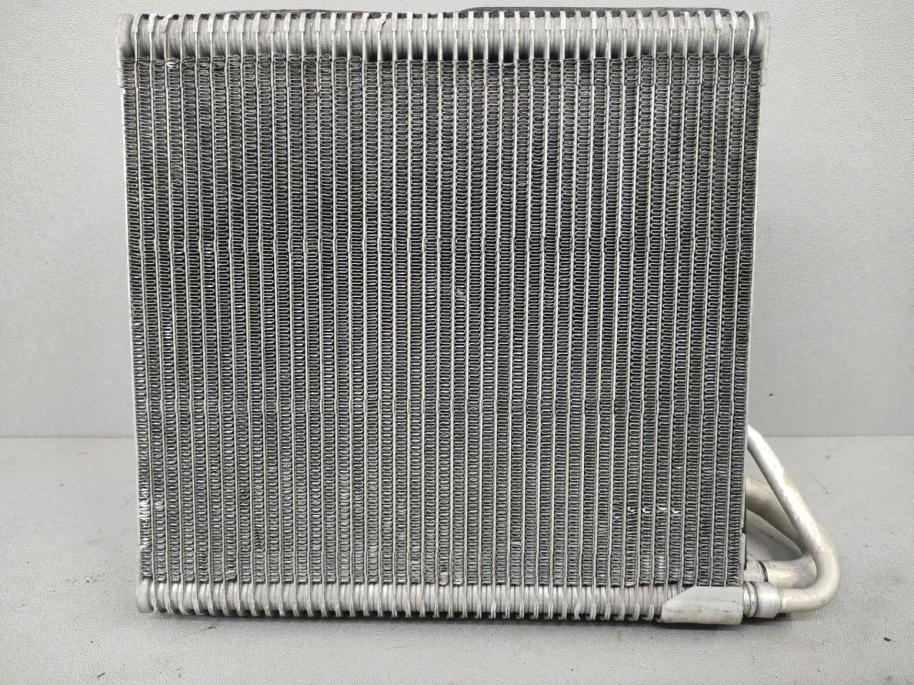 испаритель кондиционера Volkswagen Jetta 7 поколение 2019, 1.4 л., бензин, АКПП, серый, седан, передний привод, 5QM816679 - фото №1