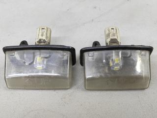 подсветка номера Toyota Matrix 1 поколение (E130) ZZE130 2003, 1.8 л., 1ZZ-FE, бензин, АКПП, хетчбэк 5 дв., передний привод
