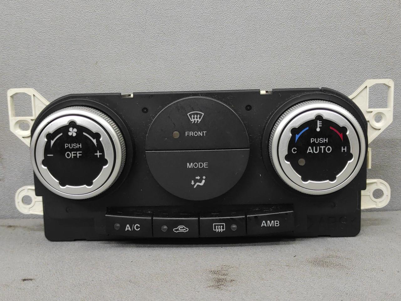 блок управления печки / климат-контроля Mazda CX-7 1 поколение 2008, 2.3 л., L3-VDT, бензин, АКПП, внедорожник 5 дв., полный привод, K1900EG22, EEG22 - фото №1