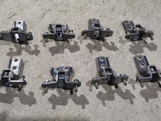 петля двери Mitsubishi Outlander 1 поколение 2006, 2.4 л., 4G69, бензин, АКПП, серебристый, внедорожник 5 дв., правый руль