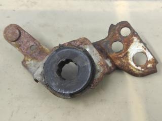 кронштейн радиатора Mazda 626 GE [рестайлинг] GE 1995, 1.8 л., i, FP, бензин, МКПП, черный, хетчбэк 3 дв., передний привод