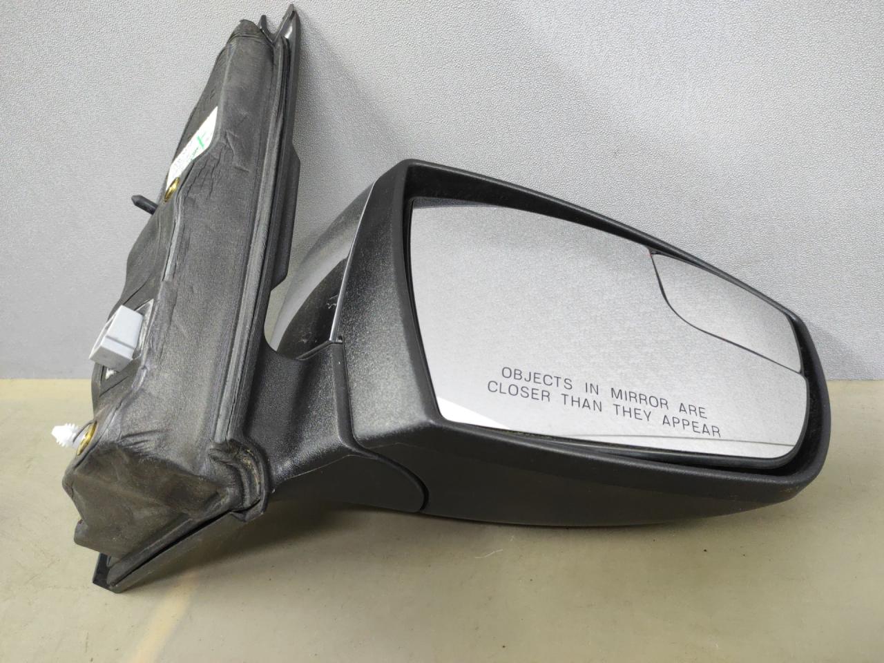 зеркало наружное правое Ford Escape 3 поколение C520 2014, 1.6 л., бензин, АКПП, красный, передний привод, 2065610 - фото №1