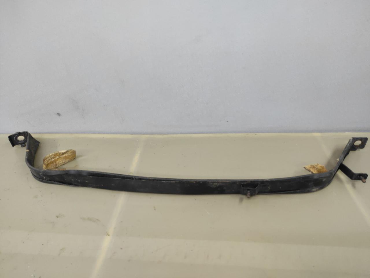 крепление бака топливного Mazda CX-9 2 поколение TC 2020, 2.5 л., PY-VPS, бензин, АКПП, внедорожник 5 дв., полный привод - фото №1