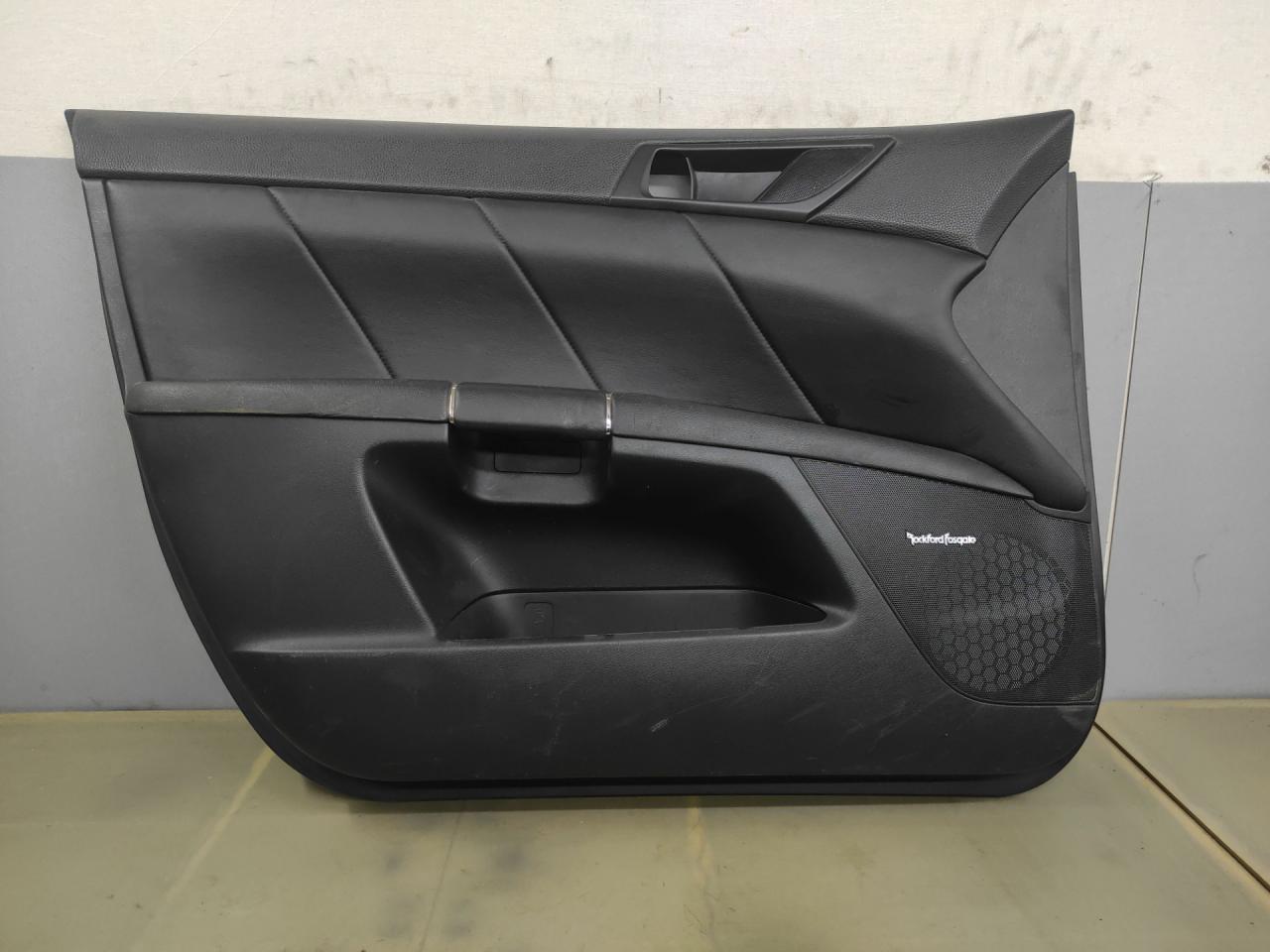 обшивка двери передняя левая Suzuki Kizashi 1 поколение RE91S 2012, 2.4 л., J24B, бензин, АКПП, rhfcysq, седан, передний привод, правый руль - фото №1