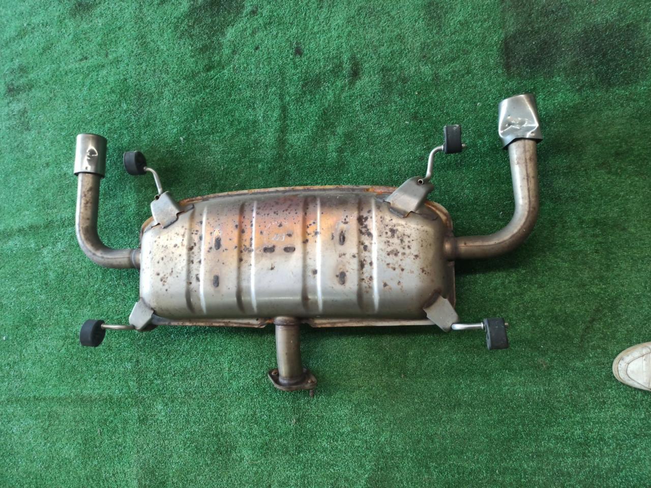 банка глушителя задняя Mazda CX-9 2 поколение TC 2020, 2.5 л., PY-VPS, бензин, АКПП, внедорожник 5 дв., полный привод - фото №1