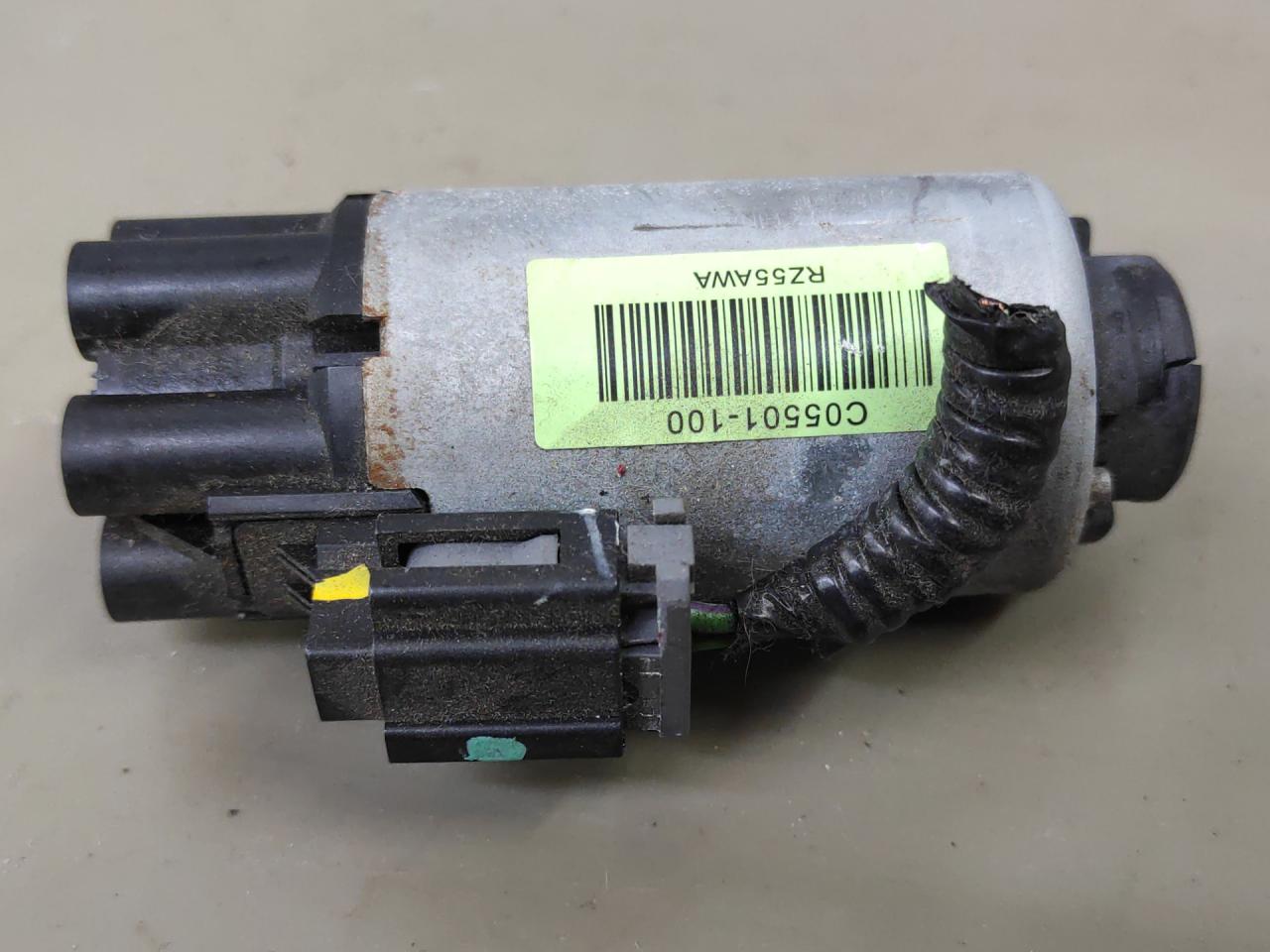 моторчик регулировки сиденья Ford Fusion (USA) 2 поколение 2013, 1.6 л., бензин, АКПП, белый перламутр, седан, передний привод, C05501100 - фото №1