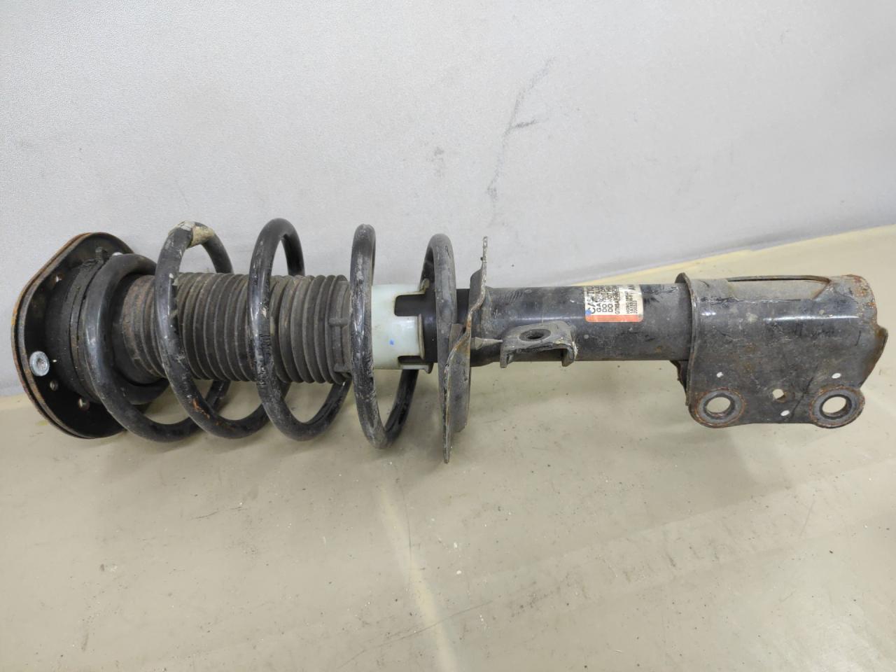 стойка передняя левая Ford Fusion (USA) 2 поколение 2013, 1.6 л., бензин, АКПП, белый перламутр, седан, передний привод, HG9C18K001 - фото №1