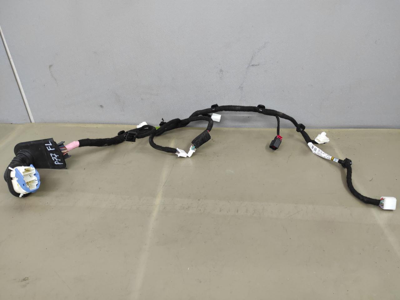 дверная проводка Mazda CX-9 2 поколение TC 2017, 2.5 л., PY-VPS, бензин, АКПП, серый, передний привод, TK7967190A - фото №1