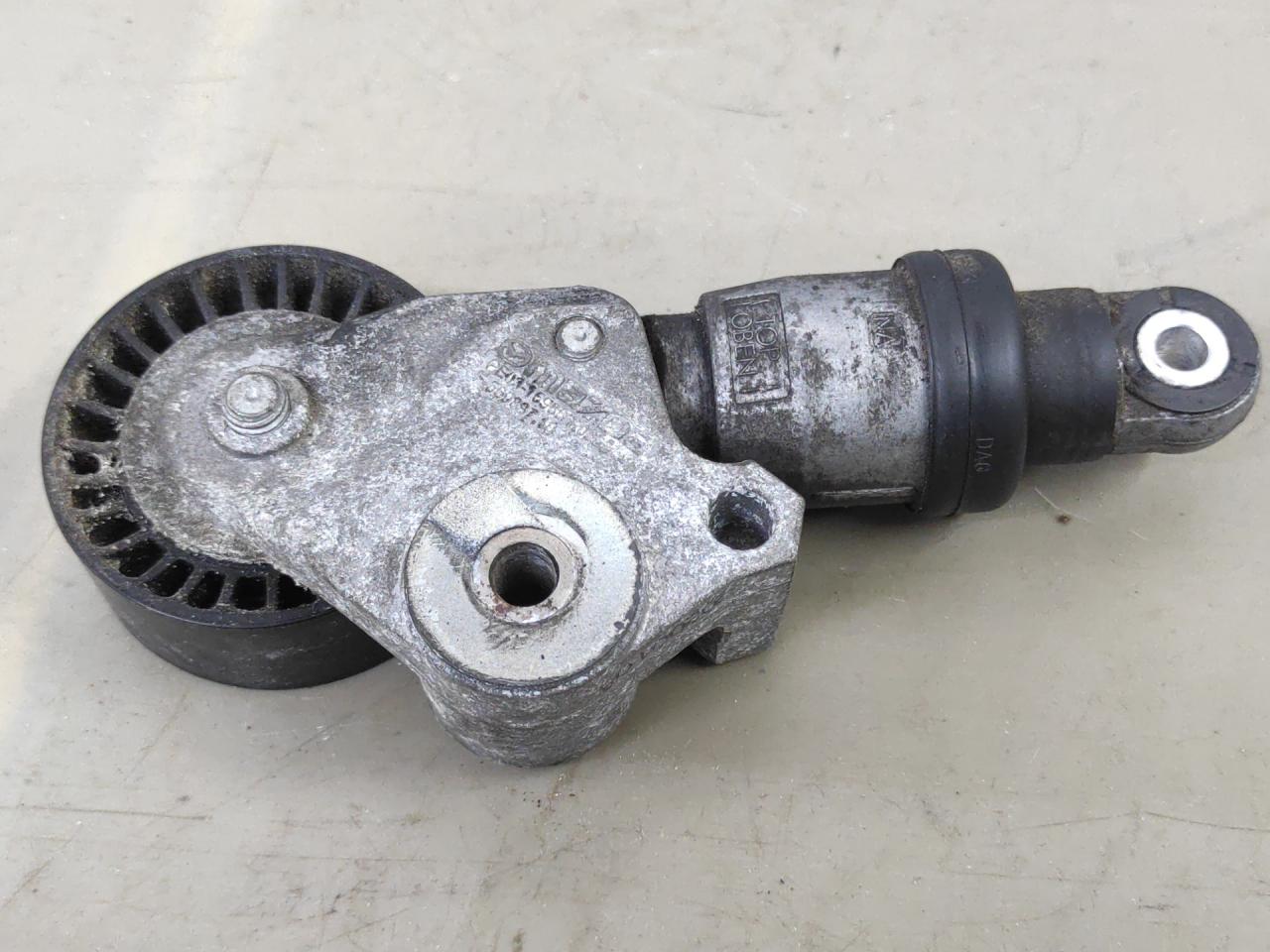 Натяжитель ремня агрегатов Mazda CX-9 2 поколение TC 2020, 2.5 л., PY-VPS, бензин, АКПП, внедорожник 5 дв., полный привод - фото №1