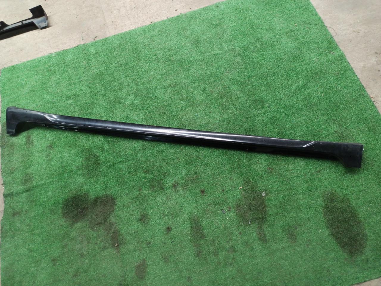 накладка на порог Toyota Sienna 3 поколение 2014, 3.5 л., 2GR-FE, бензин, АКПП, черный, передний привод - фото №1