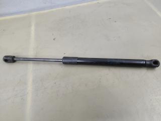 амортизатор крышки багажника (3-5 двери) Volkswagen Passat (USA) 1 поколение [рестайлинг] 2017, 1.8 л., CPRA, бензин, АКПП, седан, передний привод, 561827550B