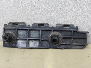 Крепление бампера заднего Toyota Sienna 3 поколение 2014, 3.5 л., 2GR-FE, бензин, АКПП, черный, передний привод, 5215708010