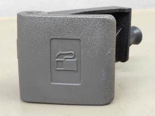 ручка открытия лючка топливного бака Toyota Sienna 3 поколение 2014, 3.5 л., 2GR-FE, бензин, АКПП, черный, передний привод, 77335ITW2