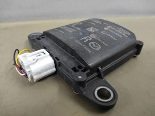 датчик мертвых (слепых) зон Mazda 3 4 поколение 2020, B0J967Y30C, KA124KT224