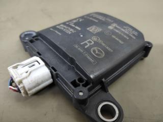 датчик мертвых (слепых) зон Mazda 3 4 поколение 2020, B0J967Y30C, KA124KT224