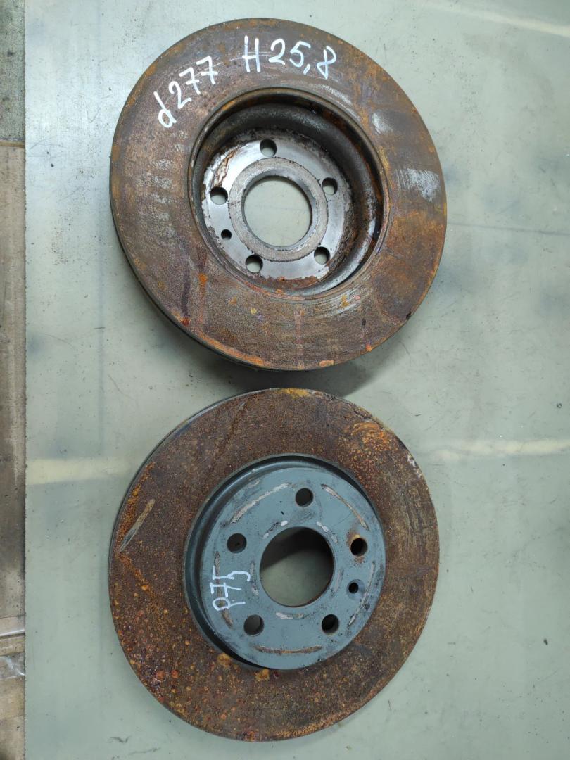 диски тормозные (комплект) Chevrolet Cruze 2 поколение 2017, 1.4 л., бензин, АКПП, черный, седан, передний привод - фото №1