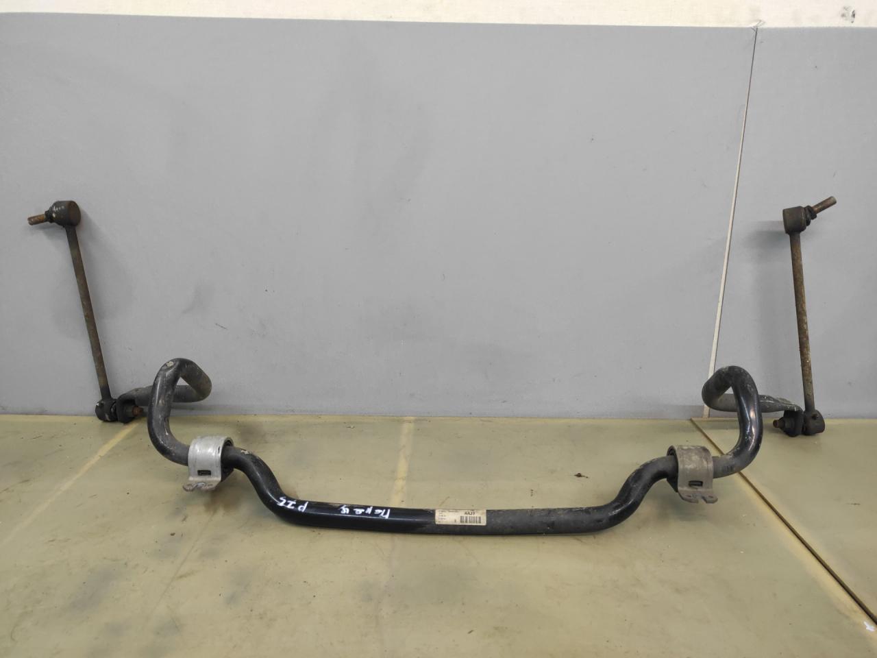 стабилизатор подвески передний Chevrolet Cruze 2 поколение 2017, 1.4 л., бензин, АКПП, черный, седан, передний привод, 39000784 - фото №1