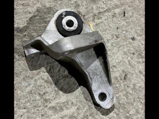 подушка крепления двигателя Ford Escape 3 поколение C520 [рестайлинг] 2017, 2.0 л., T8MB, дизель, АКПП, белый, правый руль