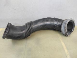 патрубок воздушного фильтра Audi Q7 4L [рестайлинг] 4LB 2012, 3.0 л., TFSI, CJWB, бензин, АКПП, черный, внедорожник 5 дв., полный привод, 7L6129609C