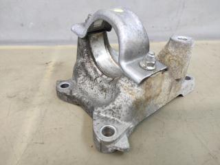 кронштейн полуоси Mazda CX-9 2 поколение TC 2017, 2.5 л., PY-VPS, бензин, АКПП, серый, передний привод