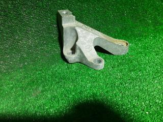 кронштейн КПП Mazda 3 1 поколение [рестайлинг] 2007, 2.3 л., бензин