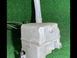 бачок омывателя Mazda 6 1 поколение [рестайлинг] 2006, 2.3 л., L3, бензин, МКПП, хетчбэк 5 дв.