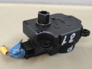 моторчик заслонки печки Ford Escape 3 поколение C520 2014, 1.6 л., бензин, АКПП, красный, передний привод, AV6N19E616BA