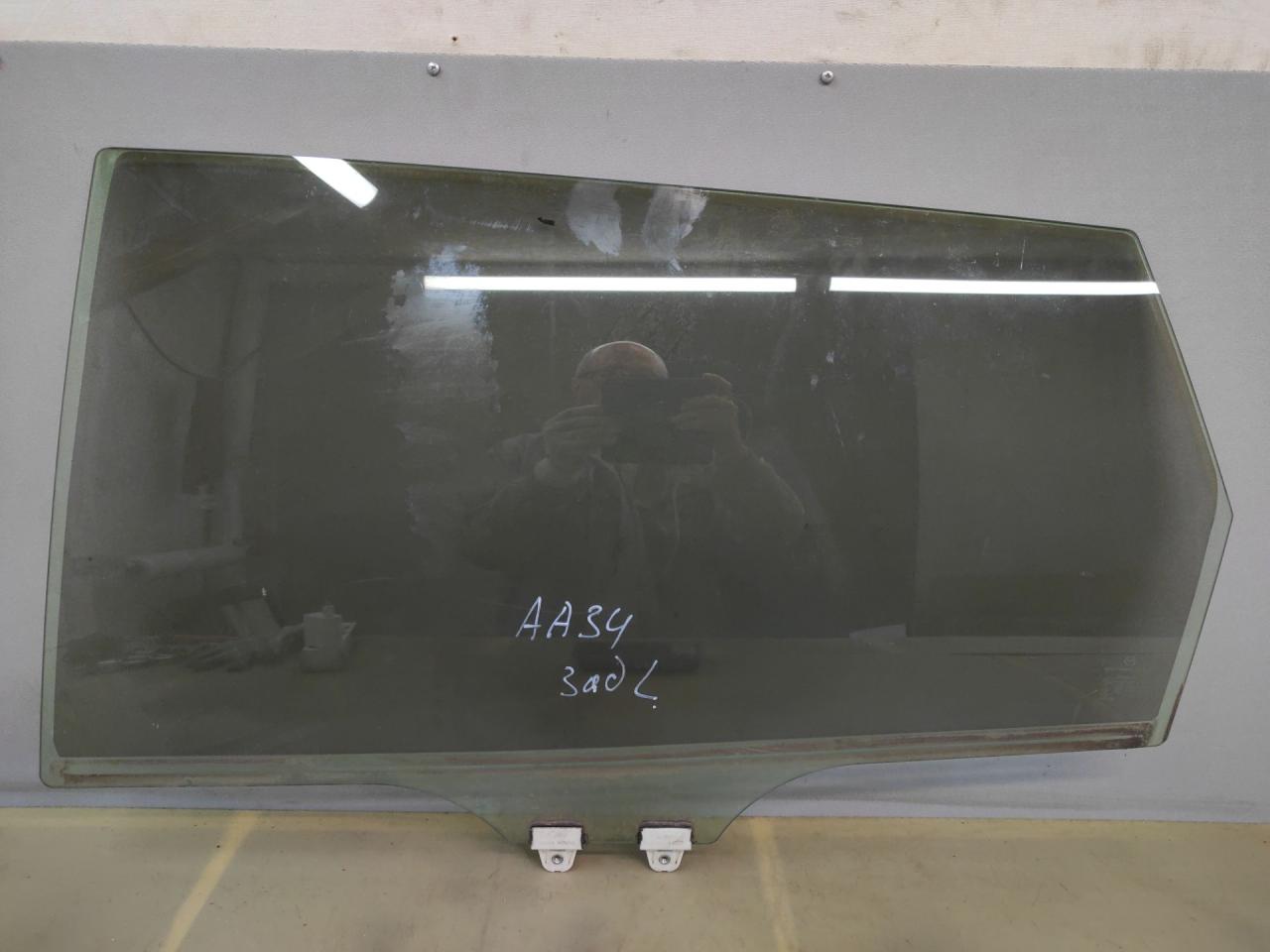стекло двери задней левой Mazda CX-9 1 поколение TB 2009, 3.7 л., CA, бензин, АКПП, белый, внедорожник 5 дв., полный привод, правый руль - фото №1