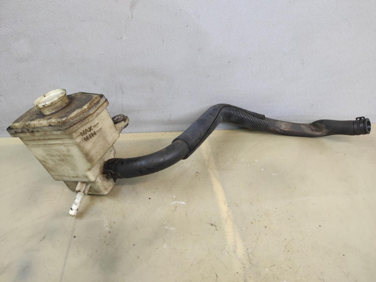 бачок гидроусилителя Ford Edge 1 поколение U387 2010, 3.5 л., бензин, АКПП, внедорожник 5 дв., 7T433R700AF - фото №1