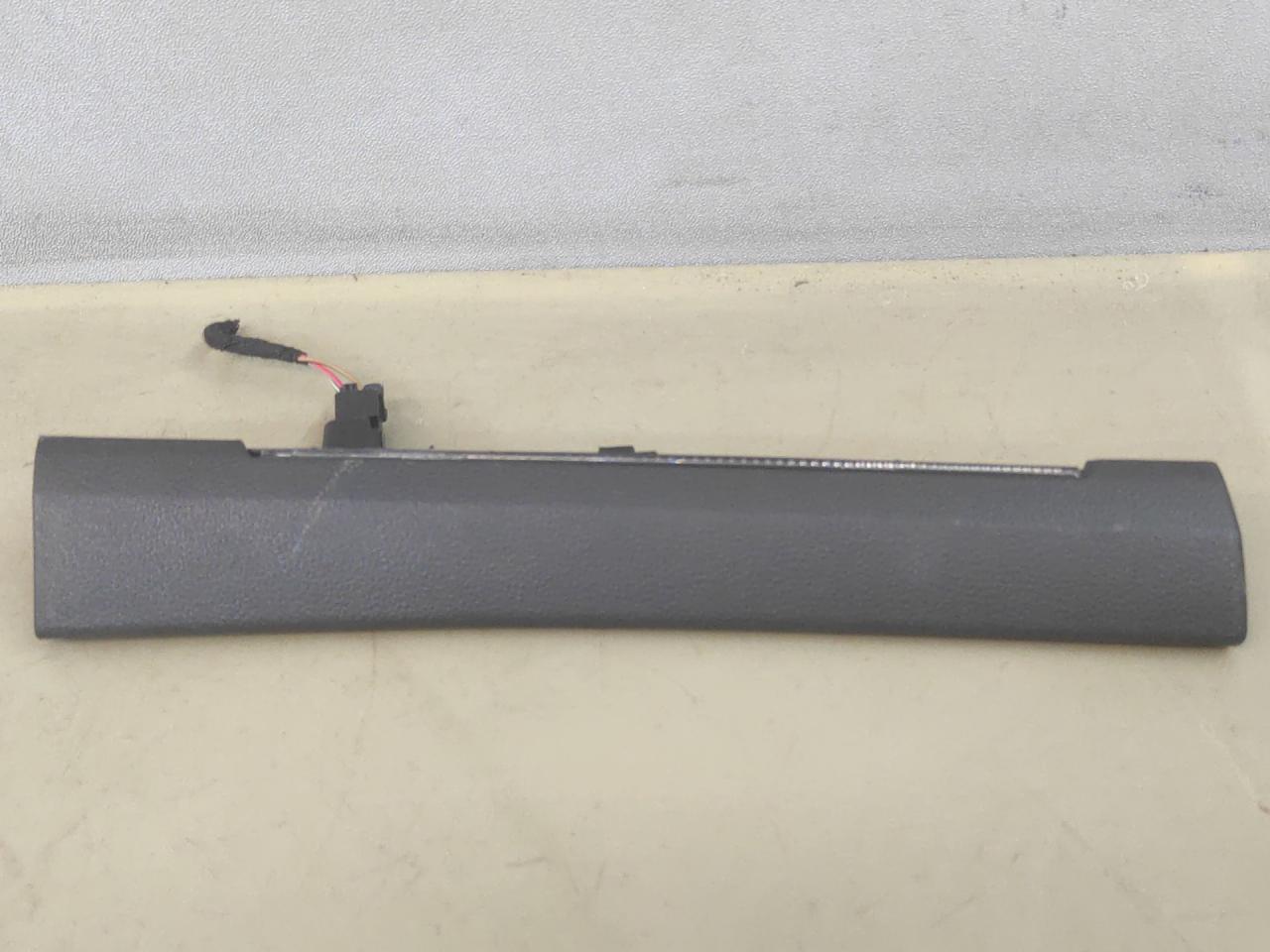 накладка на торпедо (консоль) Volkswagen Jetta 7 поколение 2019, 1.4 л., бензин, АКПП, серый, седан, передний привод, 17B858415B - фото №1