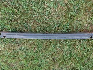 усилитель бампера переднего Mazda Tribute 1 поколение 2004