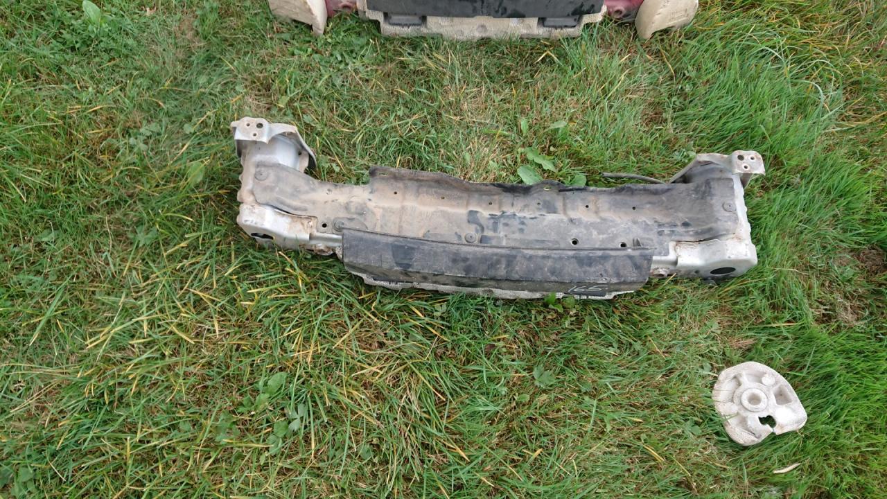 усилитель бампера переднего Mazda RX-8 1 поколение 2005 - фото №1