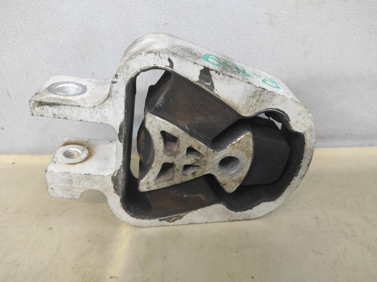 подушка крепления двигателя Ford Edge 2 поколение CD539 2018, 2.0 л., бензин, АКПП, черный, внедорожник 5 дв., полный привод, DP536P082CB - фото №1