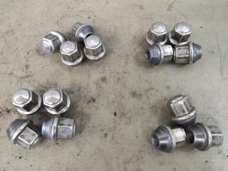 гайка колесная Ford Escape 4 поколение CX482 2021, 2.5 л., гибрид, АКПП, внедорожник 5 дв., полный привод