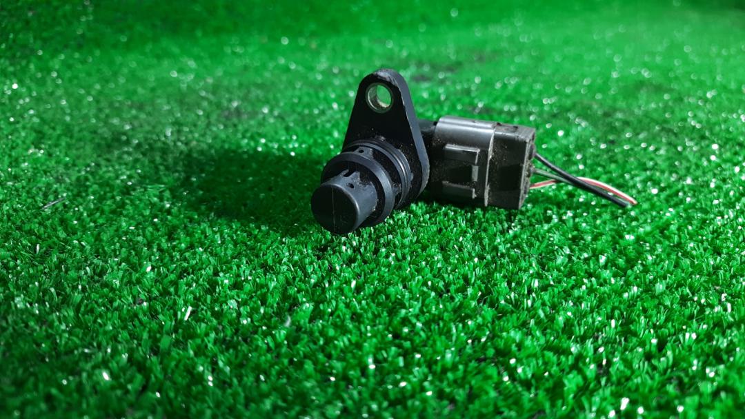 датчик скорости Mazda 5 CR 2006, 2.0 л., LF17, бензин, АКПП, минивэн, передний привод, правый руль - фото №1