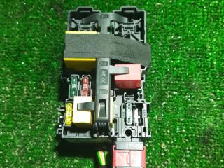 блок предохранителей Peugeot 2008 1 поколение 2015, 1.6 л., EP6, бензин, АКПП, универсал, передний привод, правый руль