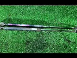 амортизатор крышки багажника (3-5 двери) Mazda 626 GF [рестайлинг] 2000, 2.5 л., бензин, АКПП, универсал, полный привод, правый руль