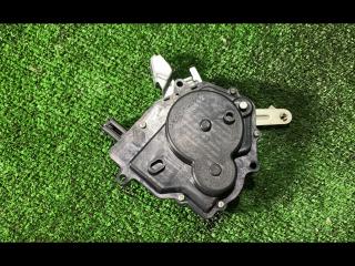 замок двери сдвижной Mazda 5 CR [рестайлинг] 2007, 2.0 л., LF-VE, бензин, АКПП, минивэн, передний привод, правый руль