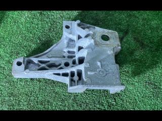 кронштейн двигателя Volvo S60 2 поколение 2012