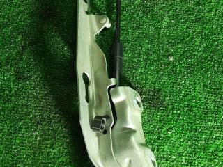 петля капота левая Volvo V70 3 поколение 2011, 2.0 л., B 4204 T7, бензин, АКПП, универсал, правый руль